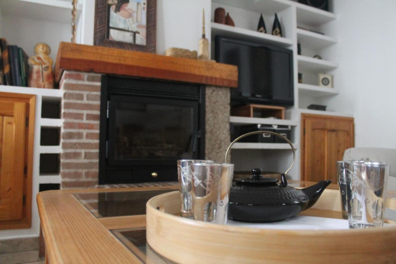 Hedera Apartment Candeleda Bagian luar foto